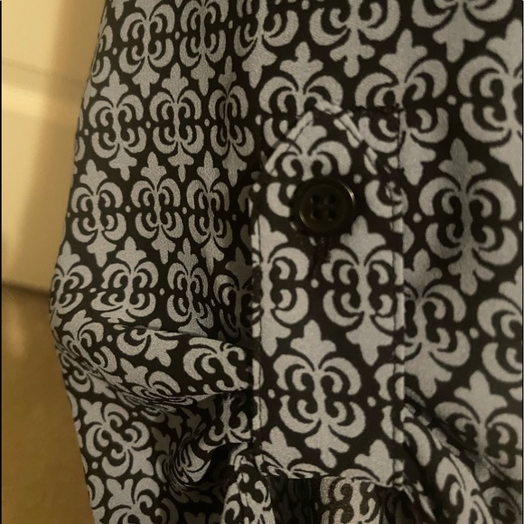 LOFT BLOUSE! - Picture 3 of 3